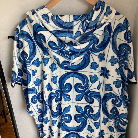 NWT Tuckernuck Majolica Terrycloth Cover Up M/L - Picture 9 of 13